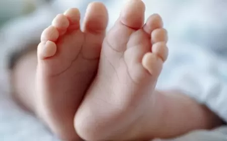 Gəncədə ikiaylıq körpə xəstəxanada öldü