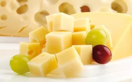 Üzümü bu qidalarla birgə yemək olmaz! – Dietoloqdan xəbərdarlıq