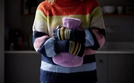 Qucağında qaynar su torbası partladı - xəstəxanaya yerləşdirildi