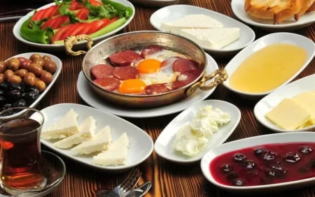 Bu məşhur səhər yeməkləri xərçəng yaradır - DİQQƏT!