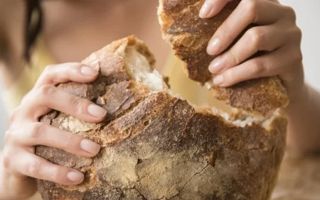 Maraqla gözlənilən tövsiyə: Arıqlama zamanı çörək yeyin