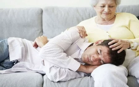 Anasının ətəyini buraxa bilməyən BÜRCLƏR