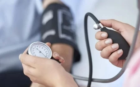 Təzyiq xəstəliyi bu yaşda yaranır