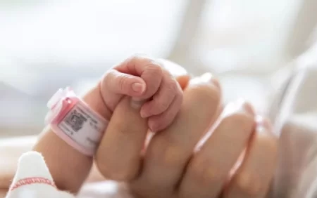 25 yaşadək uşaq dünyaya gətirən qızlara pul mükafatı veriləcək