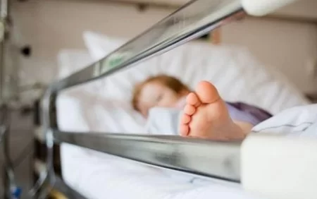 Bu halda uşaqda temperaturu salmaq olmaz - Həkimdən xəbərdarlıq