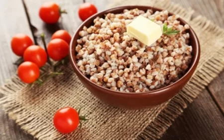 Qarabaşaq yarmasını bununla yeyin – 5 kilo arıqlayacaqsınız