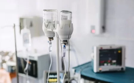 55 nəfər toyuq dönərindən zəhərləndi