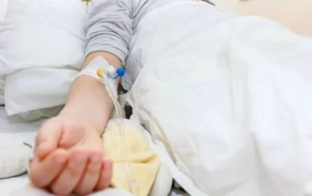 Rusiyada Koksaki virusu şübhəsi ilə xəstəxanaya yerləşdirilən yeniyetmə qız öldü