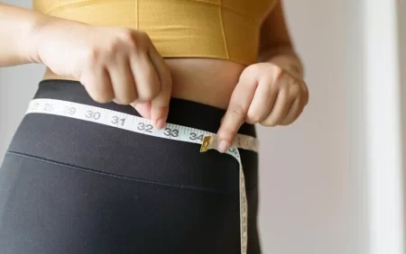 Mineral suya 1 qaşıq əlavə edib için, sürətlə arıqladır