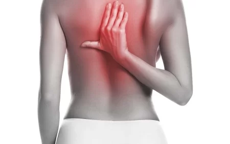 Kürəyin sol tərəfində ağrı - Ürəkdəndir, yoxsa...?