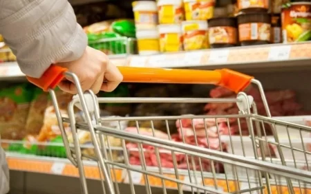 İrandan ölkəmizə göndərilən qidalar barədə XƏBƏRDARLIQ