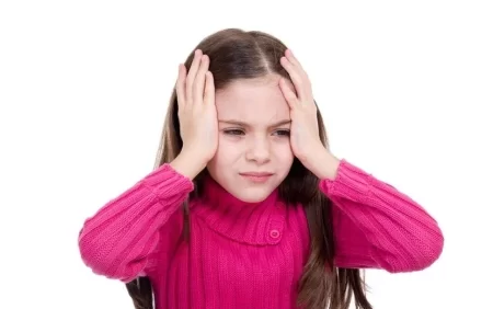 Uşaqlarda baş ağrılarının təhlükəli nəticələri