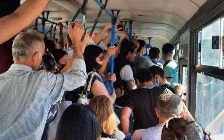 Metro və avtobusda qotura yoluxa bilərsiz