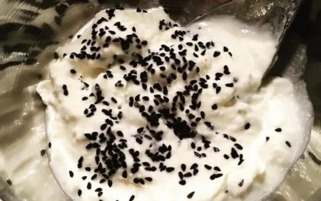 Qatığa 1 qaşıq əlavə edin - Arıqladır, immuniteti gücləndirir...