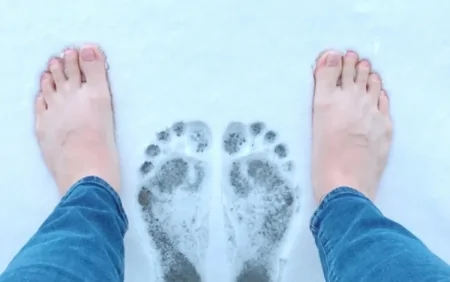 Soyuq ayaqlar bir çox xəstəliklərin əlaməti ola bilər