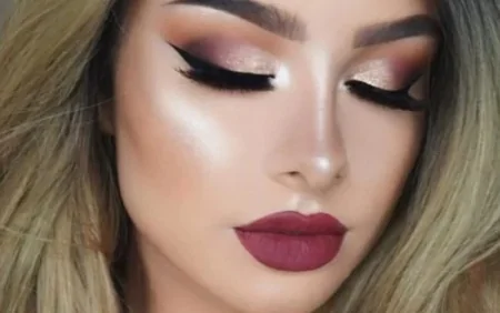 Makiyajın 7 dəhşətli ZƏRƏRİ