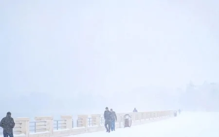 Qarlı havada 300-ə yaxın şəxs xəstəxanalıq oldu - RƏSMİ