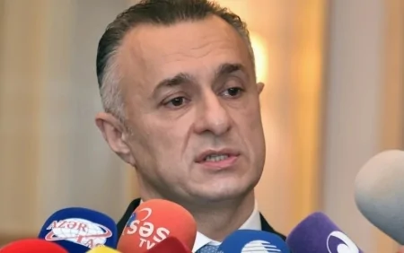 Nazir: Vətəndaş mətbəxdə diş çəkdirirsə, nazirlik buna cavabdeh ola bilməz