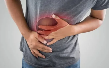 Qaraciyər xəstəliklərinin ilkin əlamətləri hansılardır?