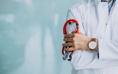 Mütəxəssis xəbərdar etdi: Ayaqdakı kalluslar o xəstəliyin əlamətidir