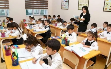 Məktəblərdə tədris ili mayda bitəcək? - RƏSMİ