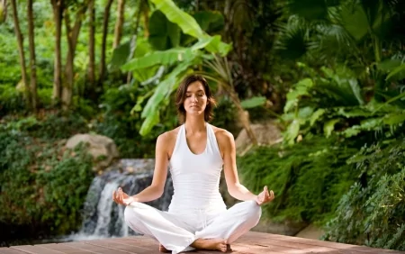 Onurğanı dik tutmağa kömək edən 3 meditasiya