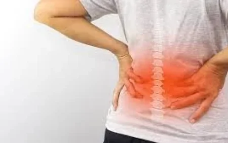 Travmatoloq XƏBƏRDARLIQ edir: Bu vərdişlər bel ağrısına səbəb ola bilər