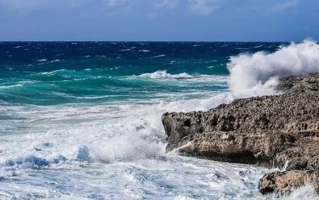 ƏHALİYƏ XƏBƏRDARLIQ - Dənizə getməyin!