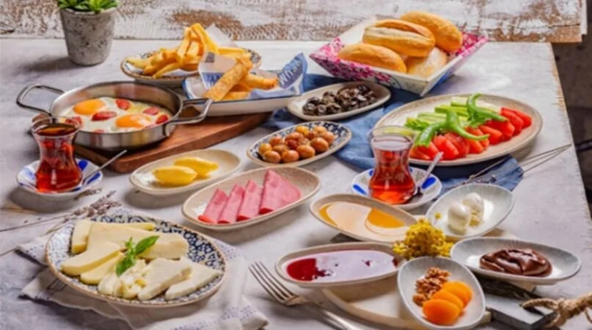 Səhər yeməyində bəh-bəhlə yeyirlər, fayda yox, zərər verirmiş